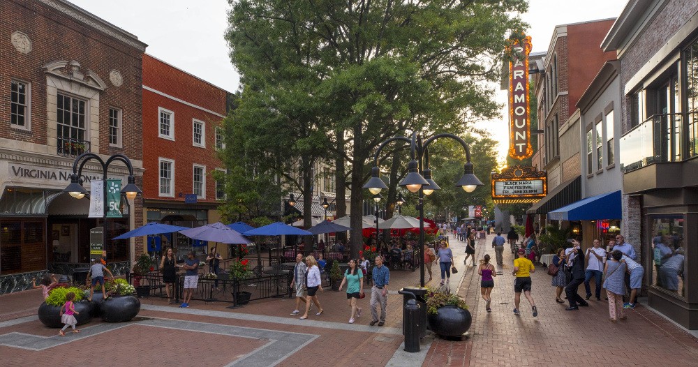  The are many hotels in charlottesville, va, and many things to do, including the shops and restaurants of the downtown mall