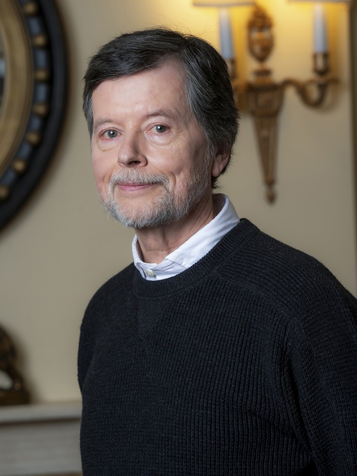 Headshot of Ken Burns