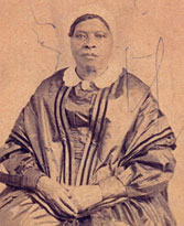 Photo of Sally Cottrell Cole sitting for her portrait