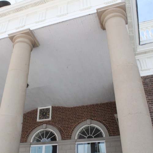View of the columns and East Portico of Monticello