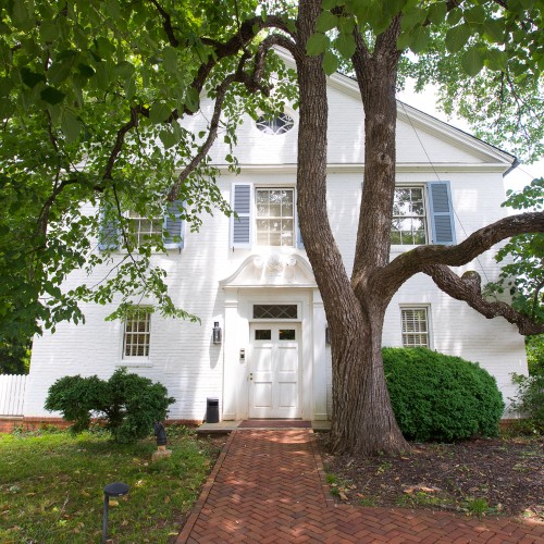 Entrance to the Kenwood historic house