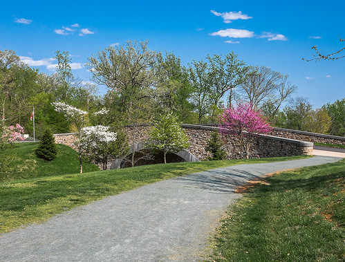 The Trail at Monticello approaching Saunders Bridge. Click to see more photos.